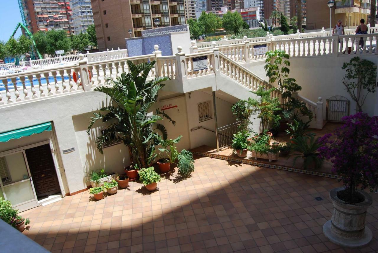 Apartmán Gestion Inmobiliaria Carmona Rent Benidorm Exteriér fotografie